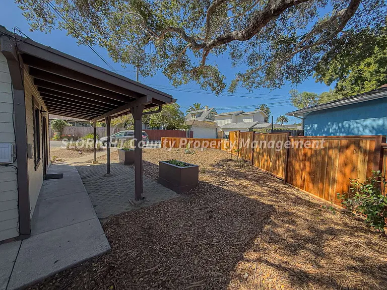793 Pepper St — Photo 13