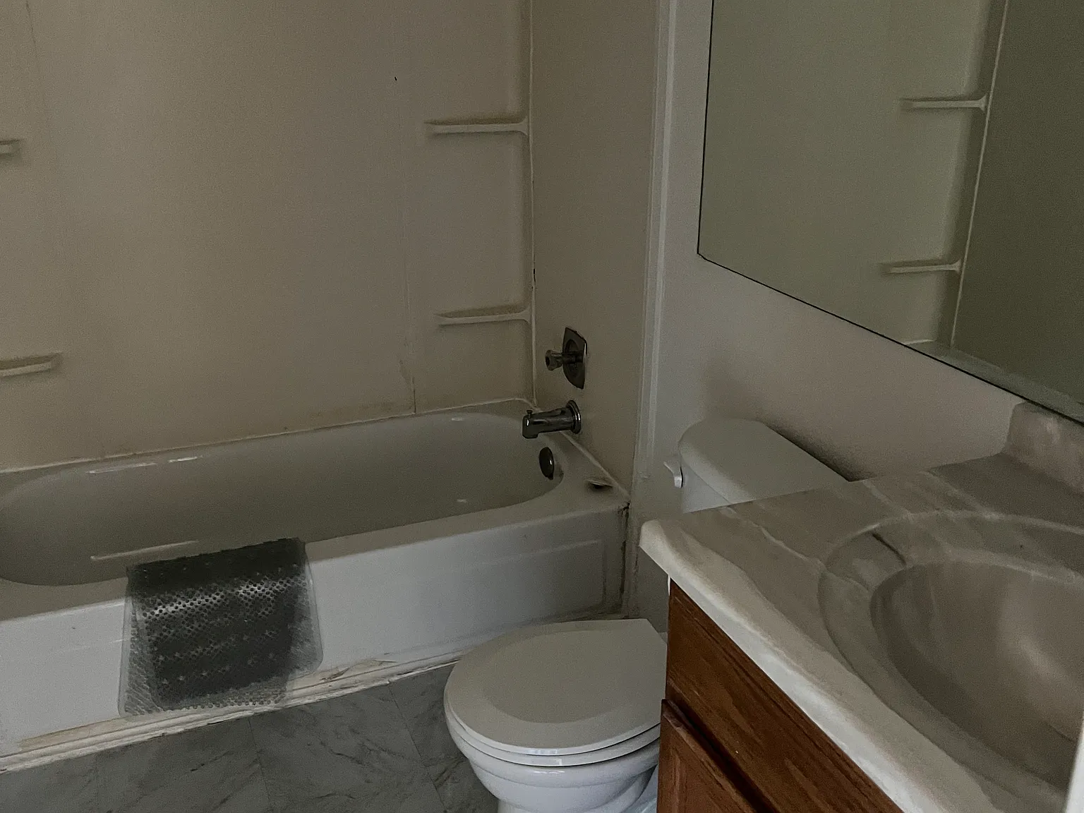 2 bed, 980 sqft, $1,095 — Photo 2