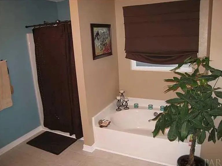 7570 Woodmont St — Photo 13