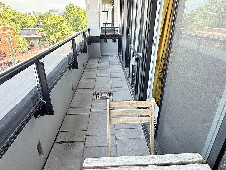 560 Rideau St #423 — Photo 17