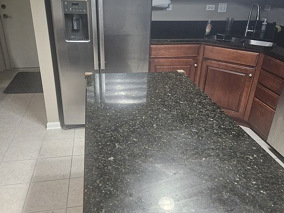 3rd image of 2315 Scott Ln #1