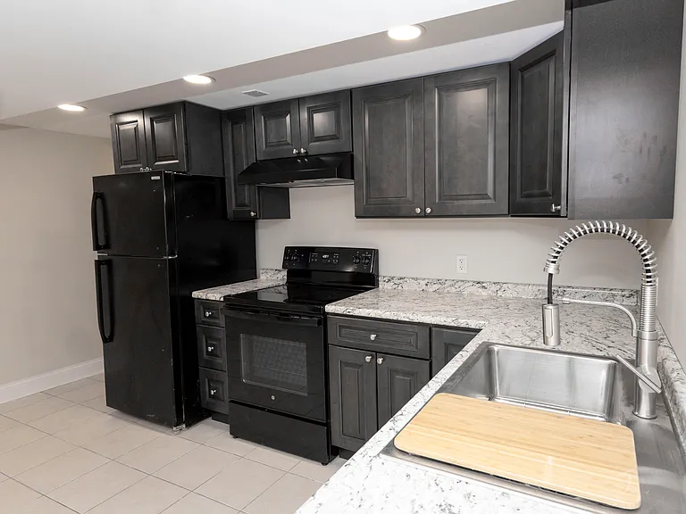 5216 W Newport Ave #G — Photo 6