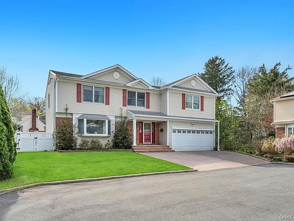 2nd image of 64 Muttontown Eastwoods Road