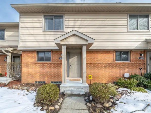 3630 Old Creek Rd, Troy, MI 48084