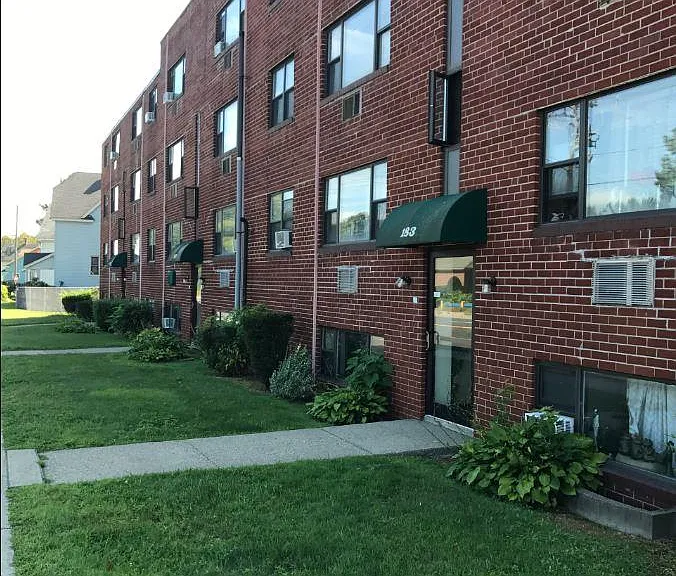 183-191 Boston Rd — Photo 5