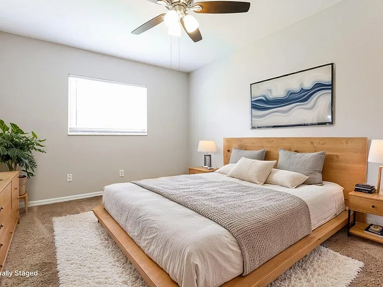 2525 Mather Ln — Photo 12