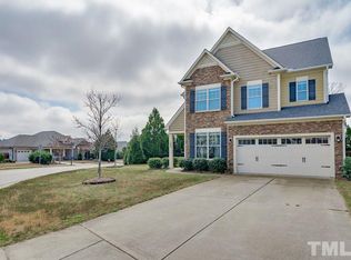 755 Lake Artesia Ln, Fuquay Varina, NC 27526
