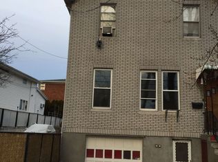33 Bionia Ave, Staten Island, NY 10305