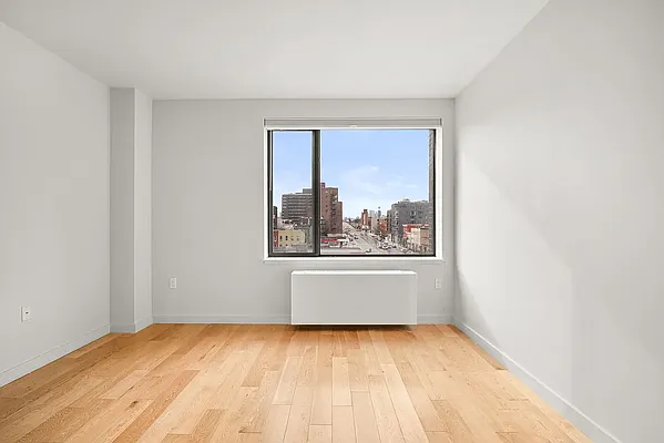 Rented by Compass | media 22