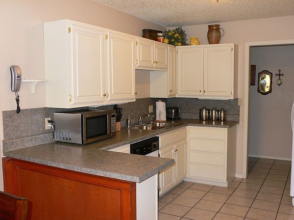 Nice updated kitchen