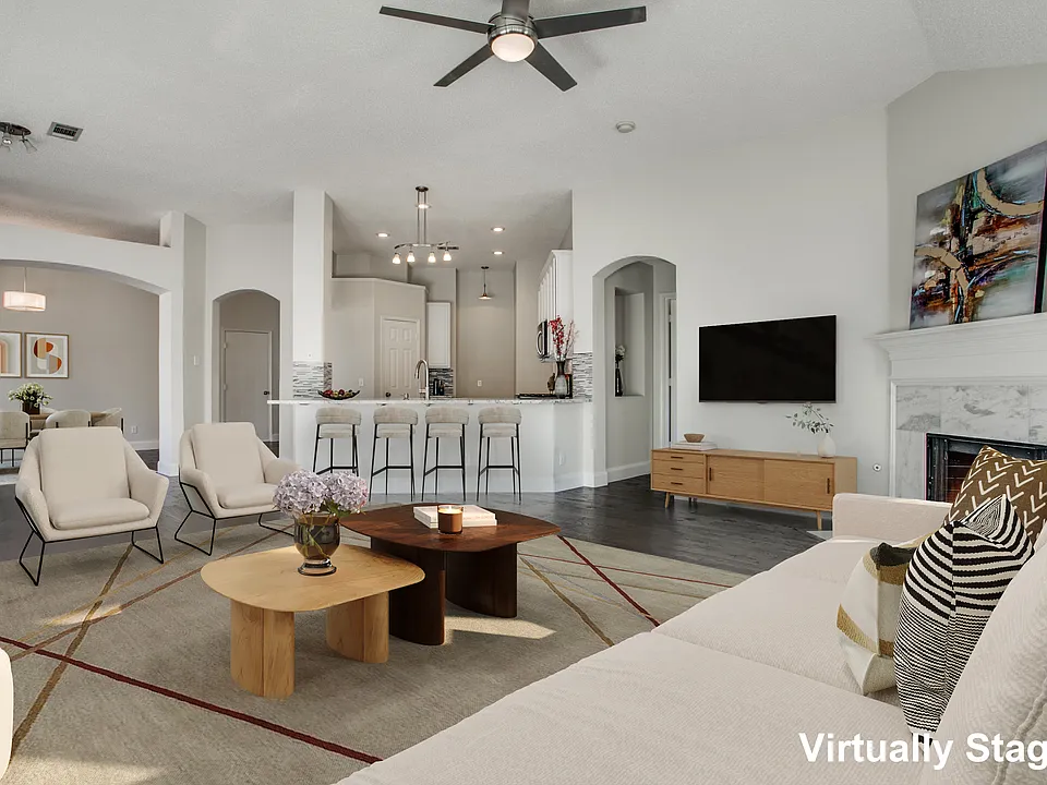 3708 Villanova Dr