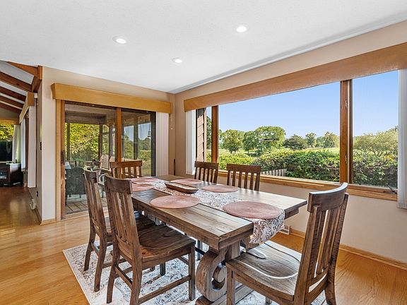 4th image of 2719 W Bonnie Brook Ln