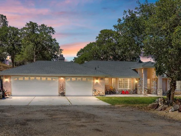 28122 Twisted Oak Rd, Keene, CA 93531