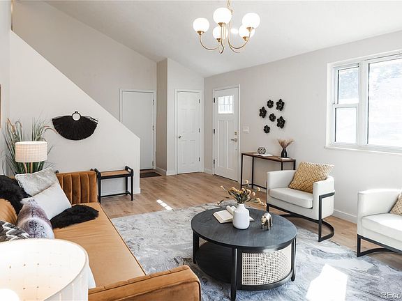 5th image of 9379 Grandview Avenue