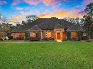 15481 Queen Elizabeth Ct, Montgomery, TX 77316