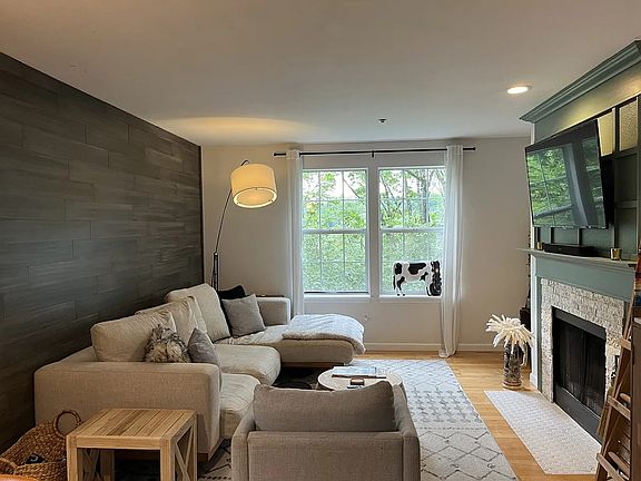 4th image of 2500 118th Ave SE #101-16