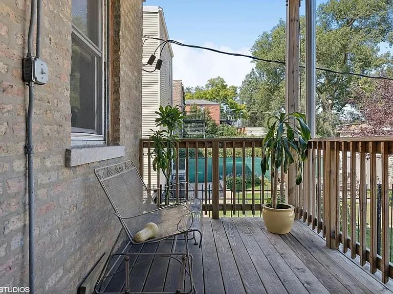 2720 W Polk St #2-1 — Photo 11