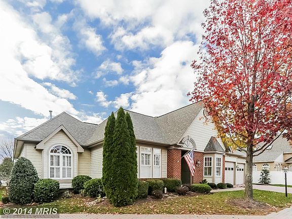 3rd image of 2667 Brook Valley Rd