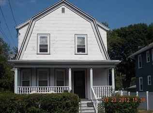 21 Blake St, Hyde Park, MA 02136
