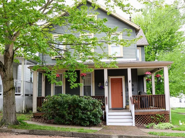 310 7th St, Monongahela, PA 15063