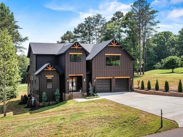 130 Broken Arrow Dr, Statesville, NC 28677