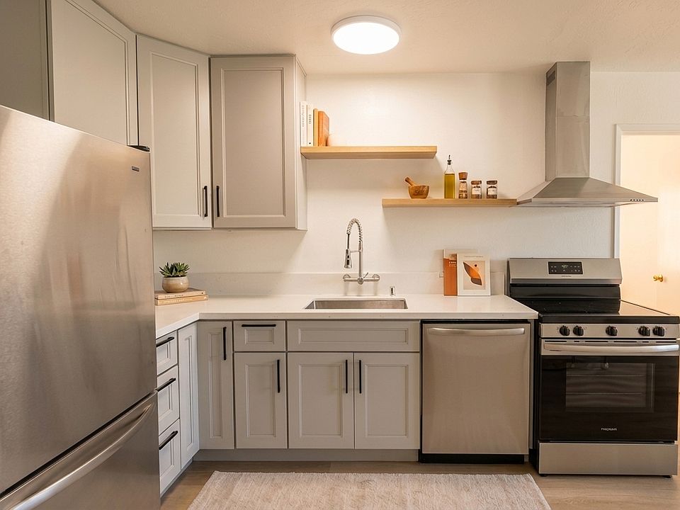 1st image of 708 W McKinley Ave #708