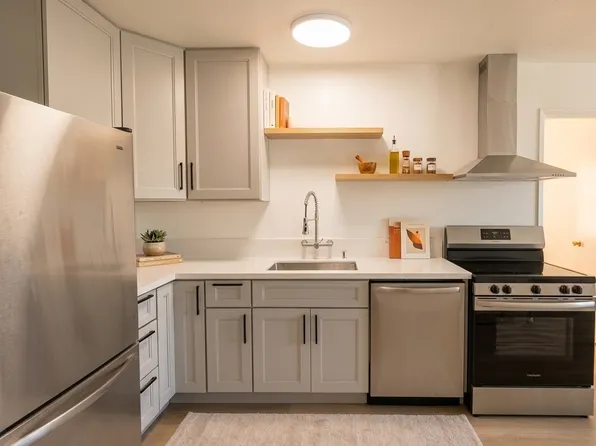 708 W McKinley Ave #708, Sunnyvale, CA 94086