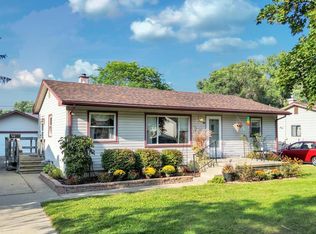 740 Hartner Dr N, Holly, MI