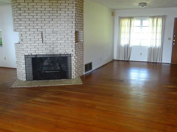4th image of 552 Marigold Ave