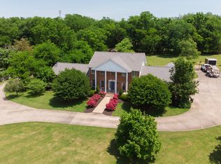 2105 Cages Bend Rd, Gallatin, TN 37066