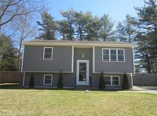 59 Mayflower Ln, Wareham, MA 02571