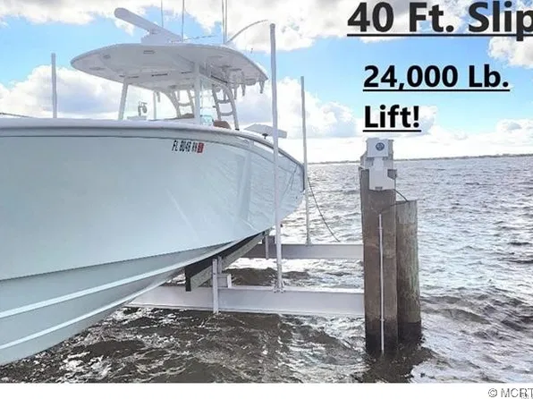 200 Mariner Bay Blvd, Fort Pierce, FL 34949