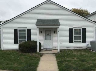 4979 Oakbrook Dr, Indianapolis, IN