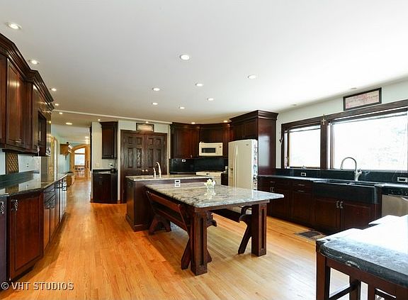 4th image of 26468 N East Lake Shore Dr