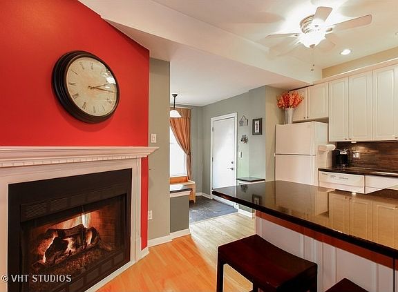 5th image of 1651 W Foster Ave APT 1E