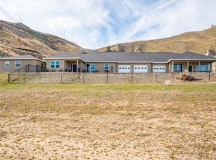 109 Sage View Ln, Wenatchee, WA 98801