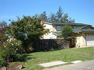 2nd image of 1733 Quincey Ln