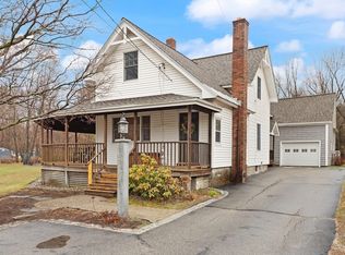 29 Jordan St, North Chelmsford, MA 01863