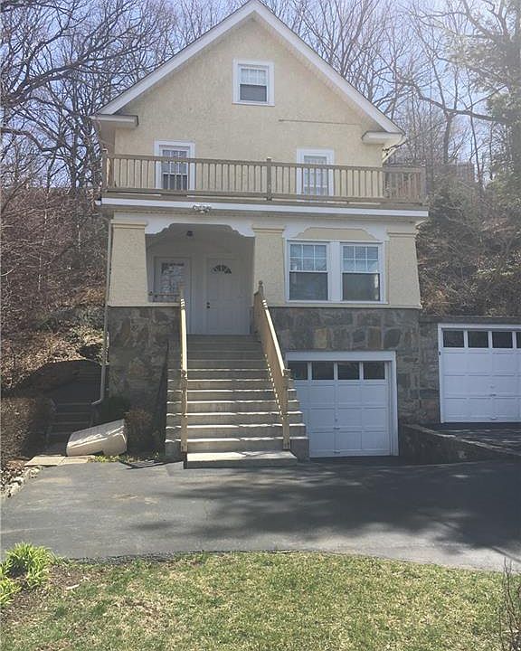 1st image of 38 Washington Ave N #1