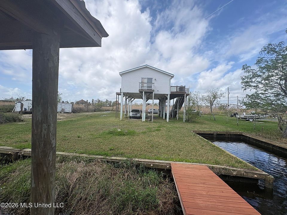 1st image of 4180 Bayou Dr