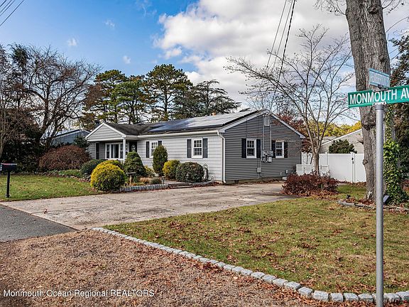 4th image of 1241 Monmouth Avenue