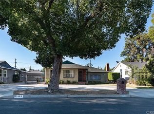 15409 Keswick St, Van Nuys, CA 91406