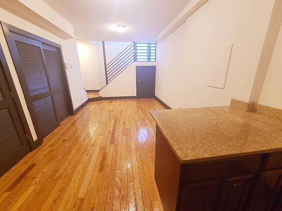 3rd image of 1730 Fontain St APT A