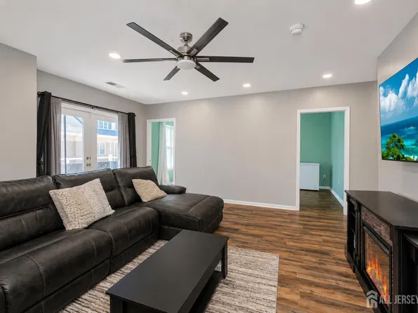 368 Rector St Unit 414, Perth Amboy, NJ 08861