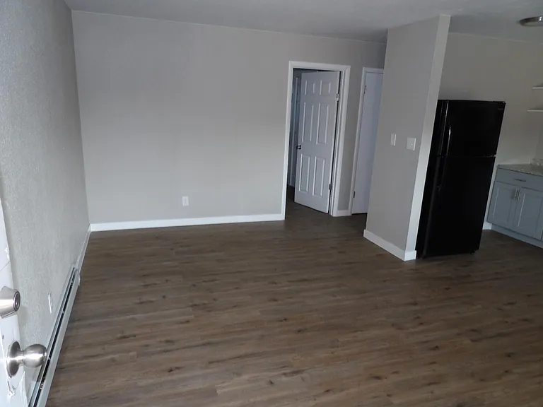 1435 Kingston St #6 — Photo 2