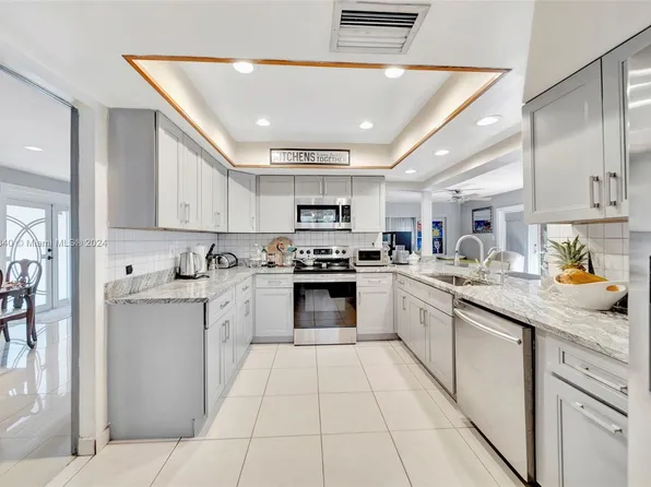 7944 Ramona St, Miramar, FL 33023