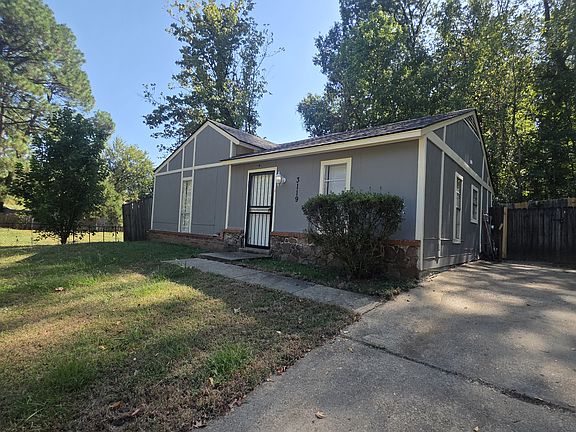 2nd image of 3119 Chandler St