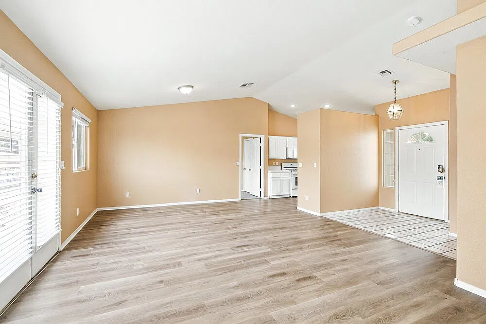 4 bed, 2.0 bath, 1520 sqft, $2,080 — Photo 4