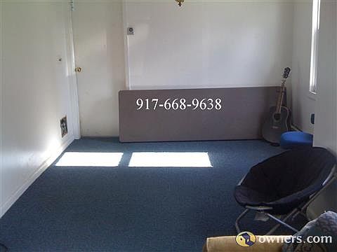 4th image of 4076 Seton Ave