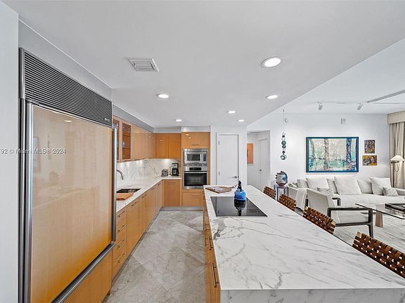 4th image of 6899 Collins Ave Unit 2001
